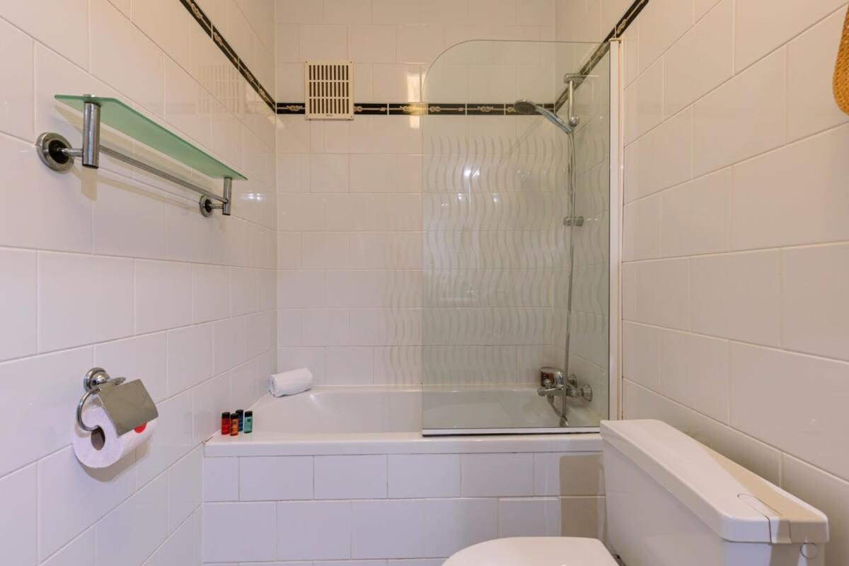 Huswell - Beautiful And Spacious Studio With Side Seaview Knokke-Le-Zoute Extérieur photo